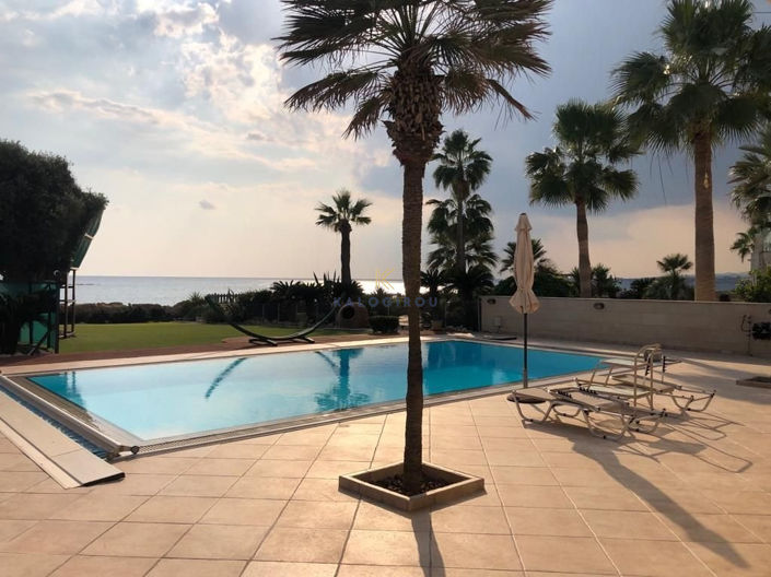 Image No.2-Maison de 4 chambres à vendre à Pervolia