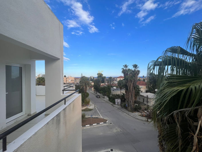 Image No.17-3 Bed Apartment for sale