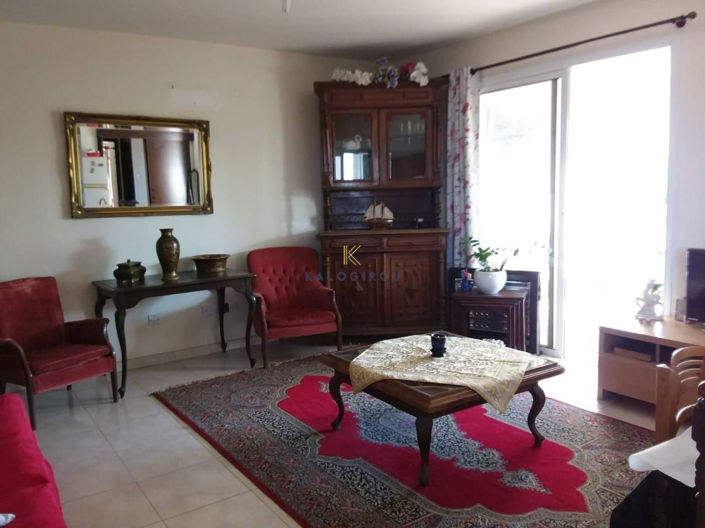 Image No.2-Appartement de 2 chambres à vendre à Larnaca