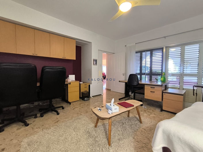 Image No.15-Maison de 4 chambres à vendre à Kiti