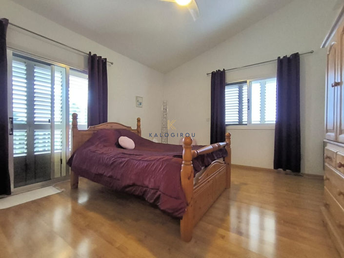 Image No.20-Maison de 4 chambres à vendre à Kiti