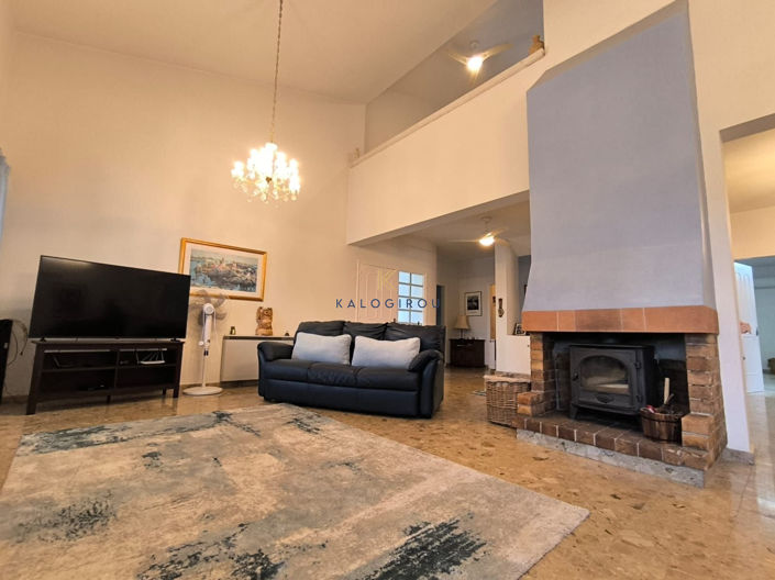 Image No.5-Maison de 4 chambres à vendre à Kiti