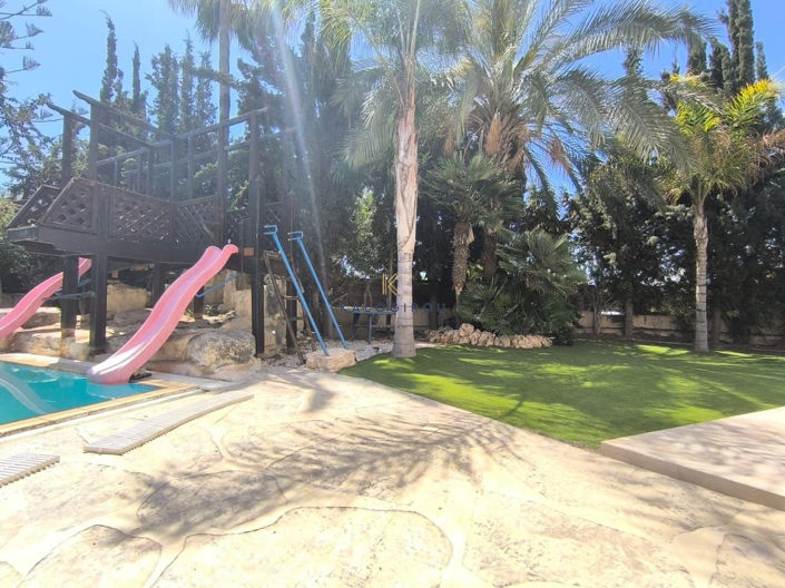 Image No.34-Maison de 5 chambres à vendre à Dekeleia