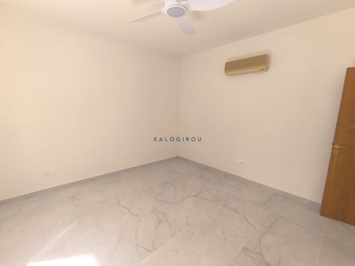 Image No.14-Maison de 5 chambres à vendre à Pervolia