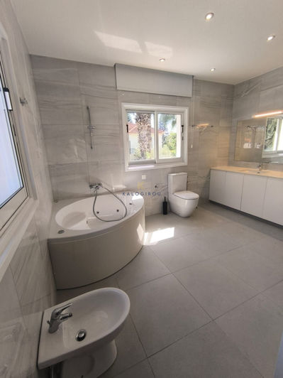 Image No.27-Maison de 5 chambres à vendre à Pervolia