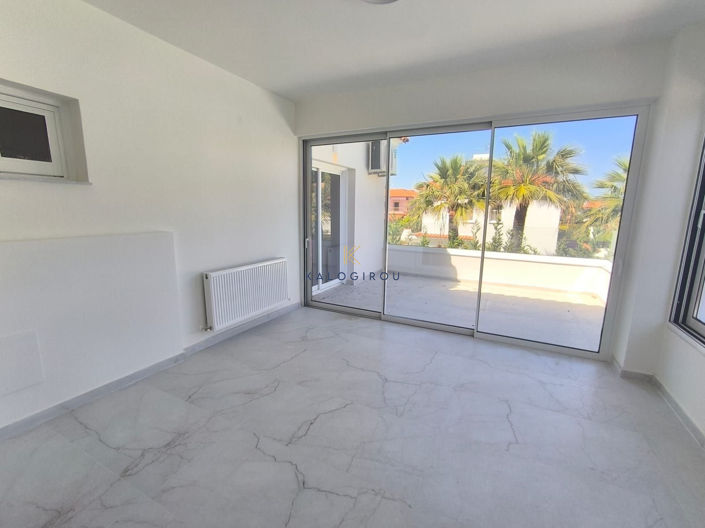 Image No.29-Maison de 5 chambres à vendre à Pervolia