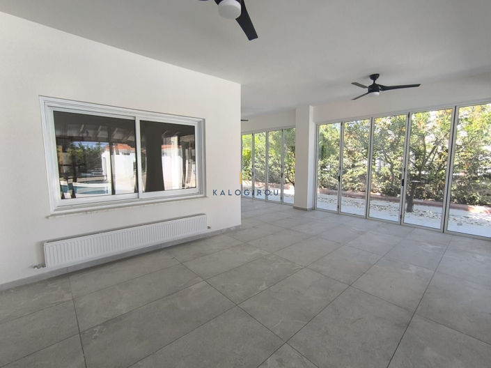 Image No.32-Maison de 5 chambres à vendre à Pervolia