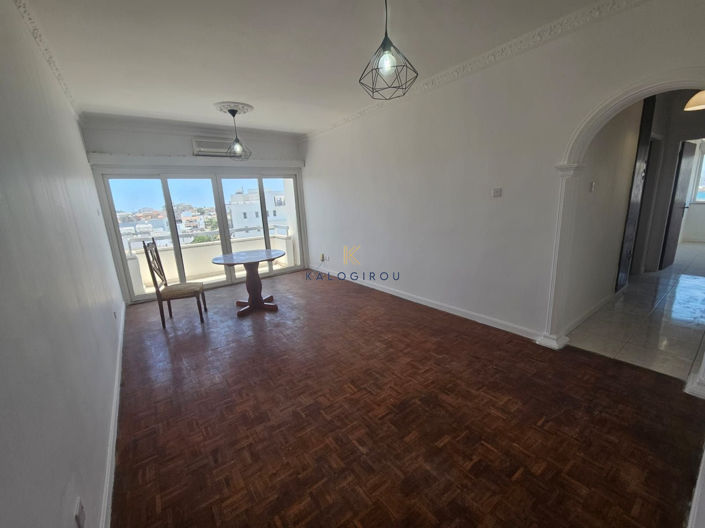 Image No.2-Appartement de 2 chambres à vendre à Larnaca