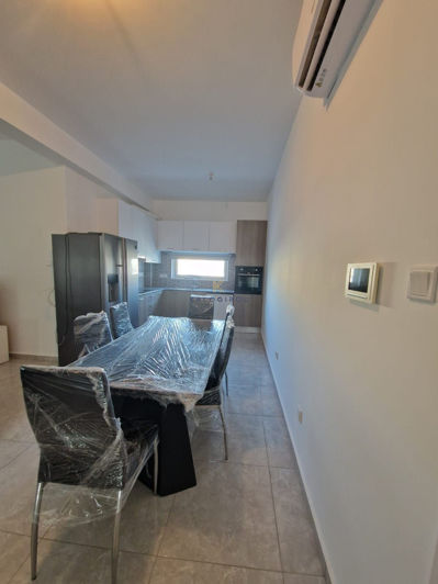 Image No.3-Appartement de 2 chambres à vendre à Larnaca