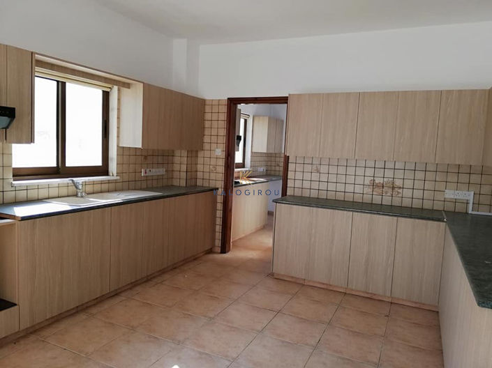 Image No.8-Maison de 4 chambres à vendre à Leivadia