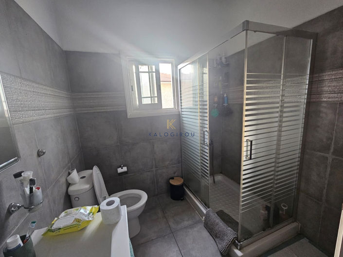 Image No.19-4 Bed House for sale