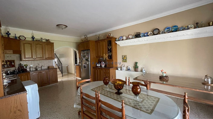 Image No.19-Maison de 5 chambres à vendre à Anafotida