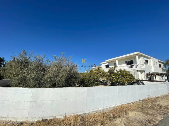 Image No.33-Maison de 5 chambres à vendre à Anafotida