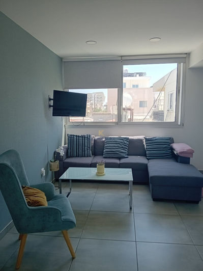 Image No.8-6 Bed House for sale