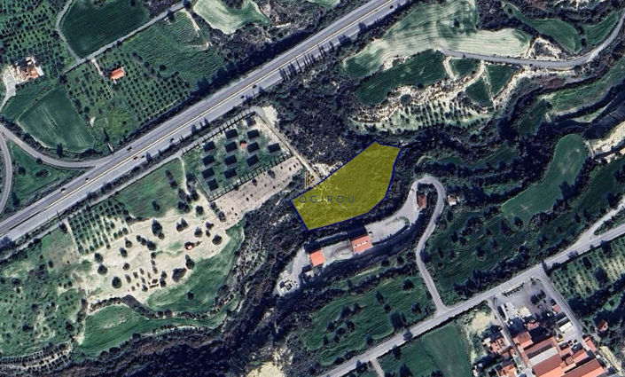 Image No.2-Terre à vendre à Skarinou