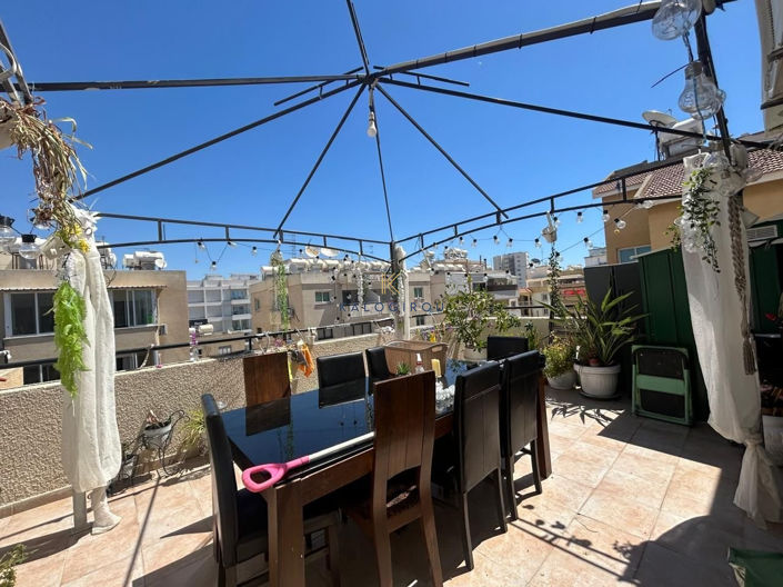 Image No.15-4 Bed Apartment for sale