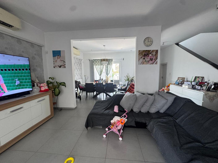 Image No.10-Maison de 3 chambres à vendre à Oroklini