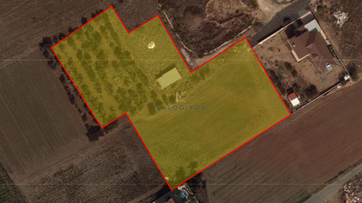 Image No.2-Terre à vendre à Pervolia