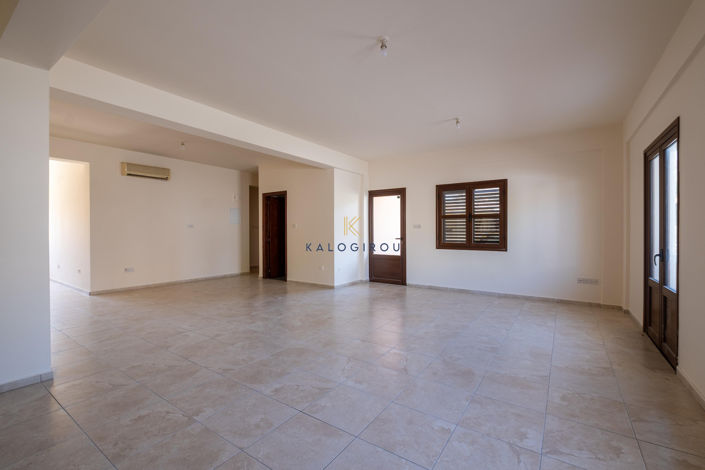 Image No.8-Propriété de 3 chambres à vendre à Agios Theodoros