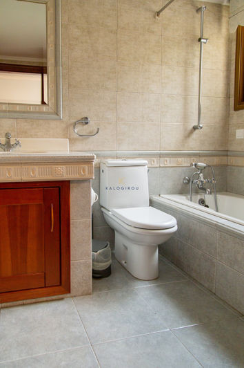 Image No.28-Maison de 4 chambres à vendre à Aradippou