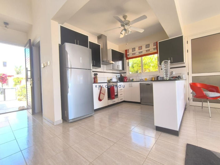 Image No.10-Maison de 3 chambres à vendre à Pervolia