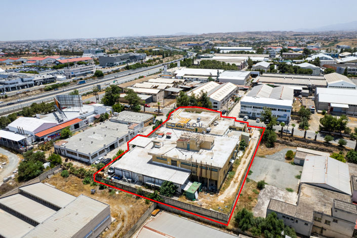 Image No.3-Commercial à vendre à Strovolos