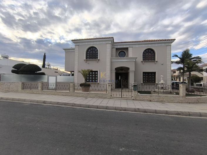 Image No.2-Maison de 4 chambres à vendre à Larnaca