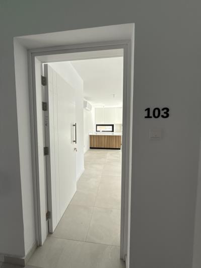 Image No.9-Appartement de 2 chambres à vendre à Universal