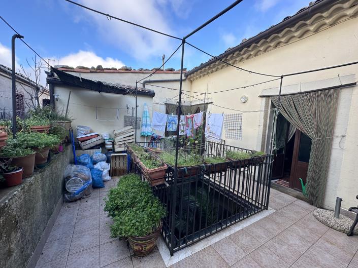 Image No.45-5 Bed Semi-Detached for sale