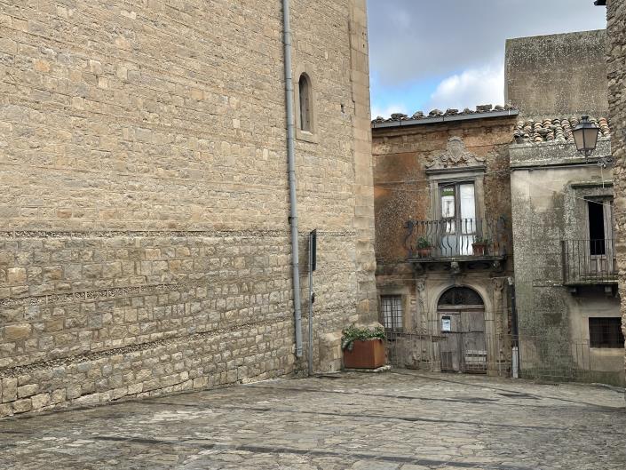 Image No.8-Propriété de 3 chambres à vendre à Montalbano Elicona