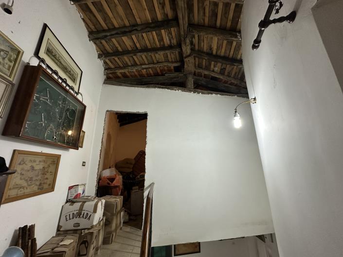 Image No.21-Propriété de 3 chambres à vendre à Montalbano Elicona