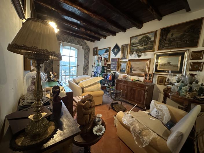 Image No.32-Propriété de 3 chambres à vendre à Montalbano Elicona