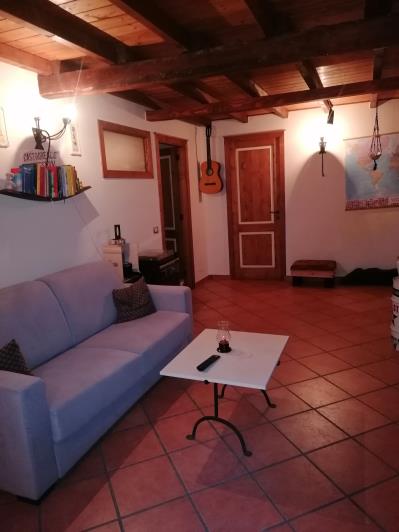 Image No.13-6 Bed Semi-Detached for sale