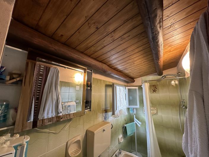 Image No.12-2 Bed Semi-Detached for sale