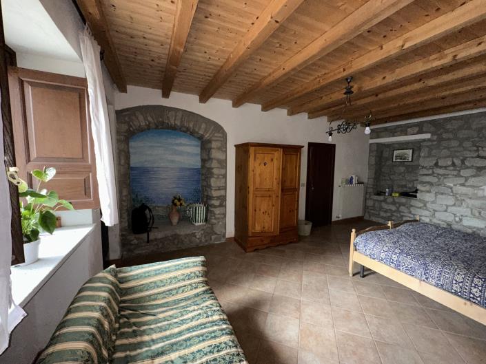 Image No.4-Maison de 6 chambres à vendre à Montalbano Elicona