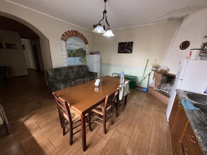 Image No.10-Maison de 6 chambres à vendre à Montalbano Elicona