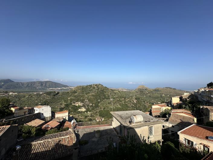 Image No.6-5 Bed Semi-Detached for sale