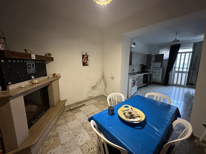 Image No.37-5 Bed Semi-Detached for sale