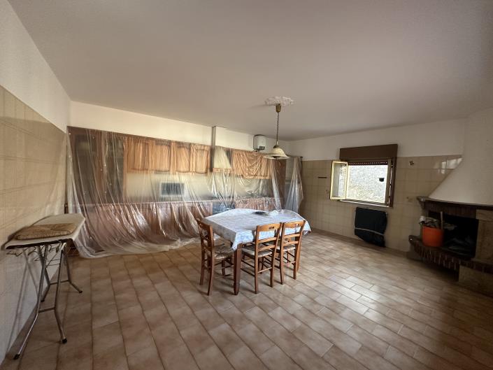 Image No.14-Maison de ville de 5 chambres à vendre à Novara di Sicilia