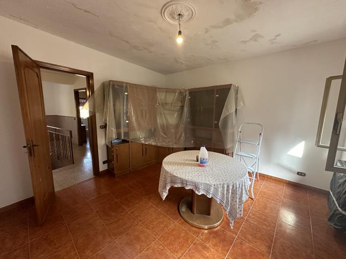 Image No.23-Maison de ville de 5 chambres à vendre à Novara di Sicilia