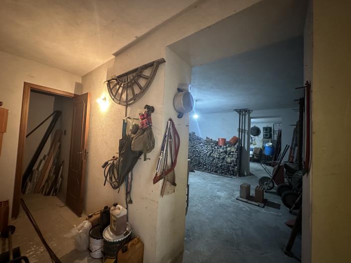 Image No.46-Maison de ville de 5 chambres à vendre à Novara di Sicilia