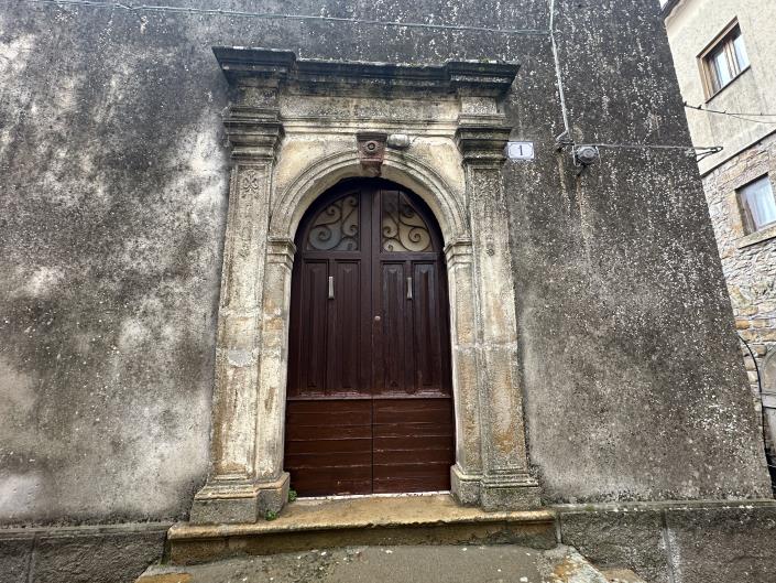 Image No.9-3 Bed Semi-Detached for sale