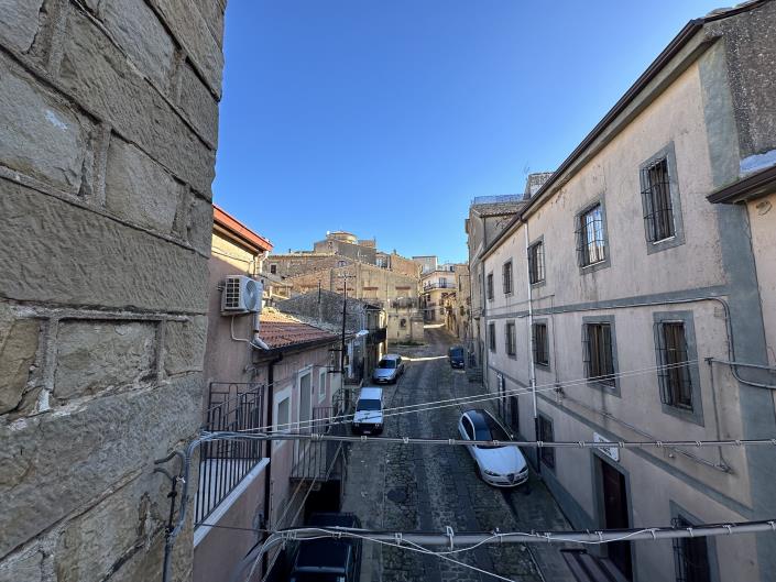 Image No.35-Jumelé de 4 chambres à vendre à Mistretta