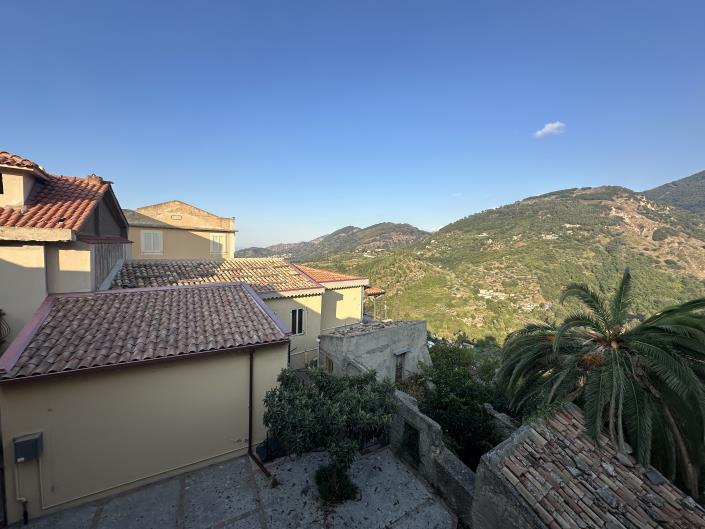 Image No.45-Maison / Villa de 3 chambres à vendre à Castroreale