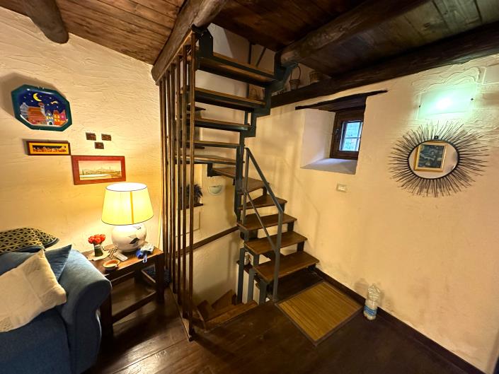 Image No.20-Propriété de 1 chambre à vendre à Montalbano Elicona