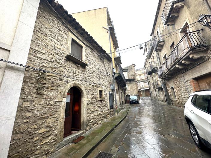 Image No.21-Propriété de 1 chambre à vendre à Montalbano Elicona
