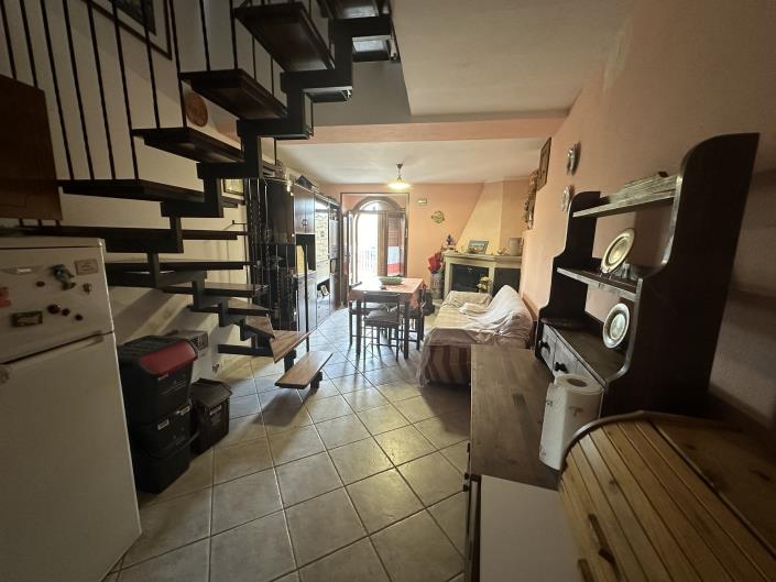 Image No.8-Jumelé de 2 chambres à vendre à Montalbano Elicona