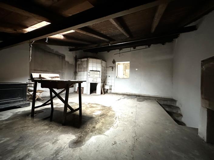 Image No.43-5 Bed Townhouse for sale