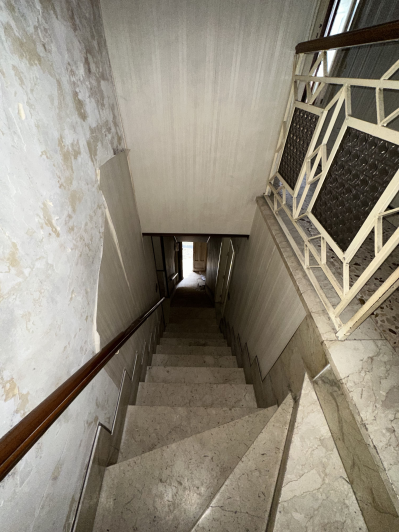 Image No.8-5 Bed Townhouse for sale