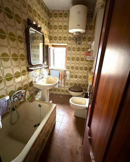 Image No.15-2 Bed Townhouse for sale